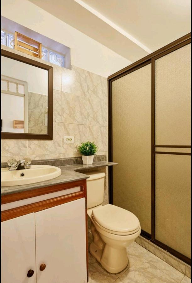 Appartement Apto Idoneo Para Descansar Muy Central En El Poblado à Medellín Extérieur photo